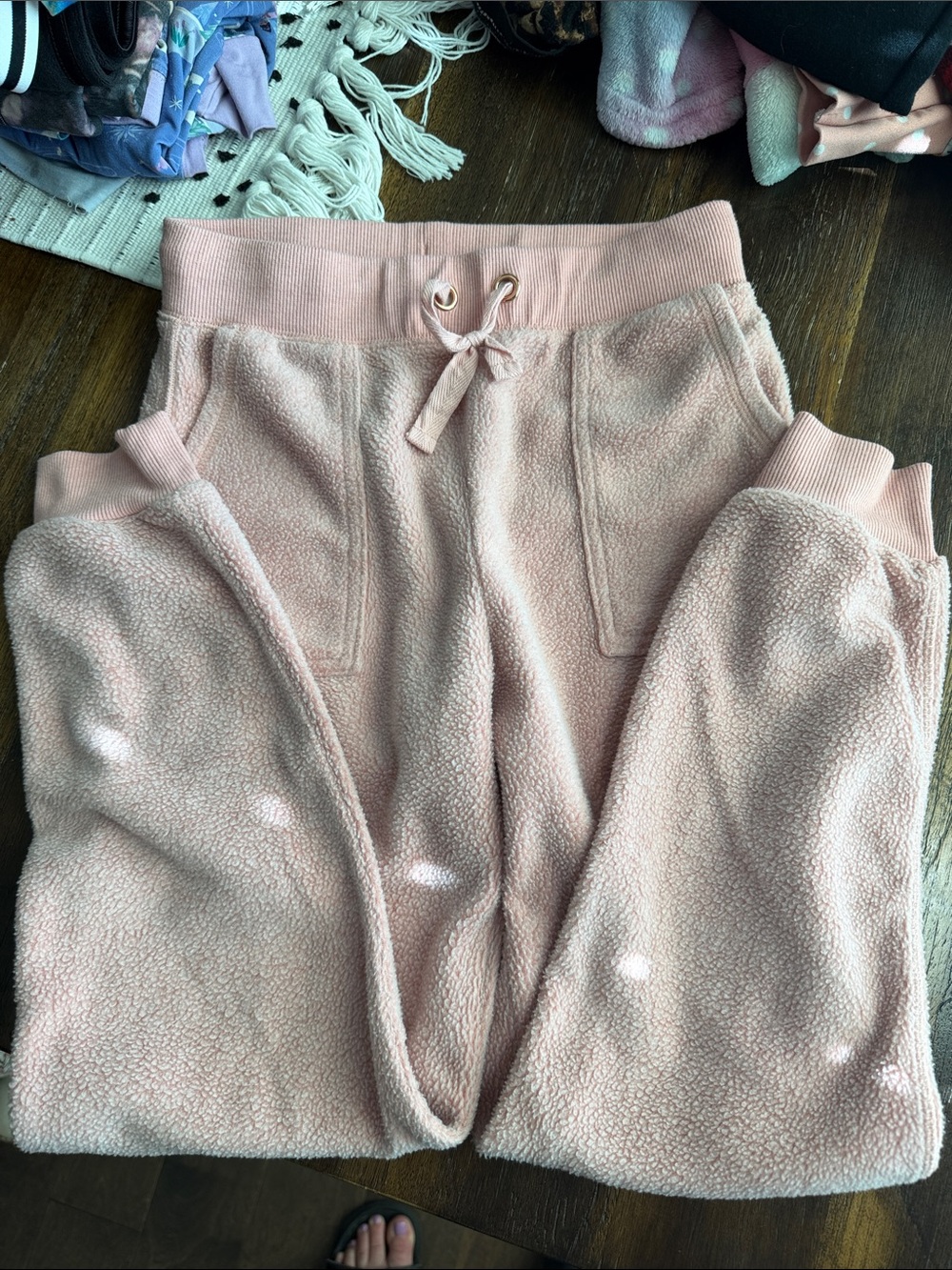 Z Supply Plush Sherpa Joggers - Light Pink
